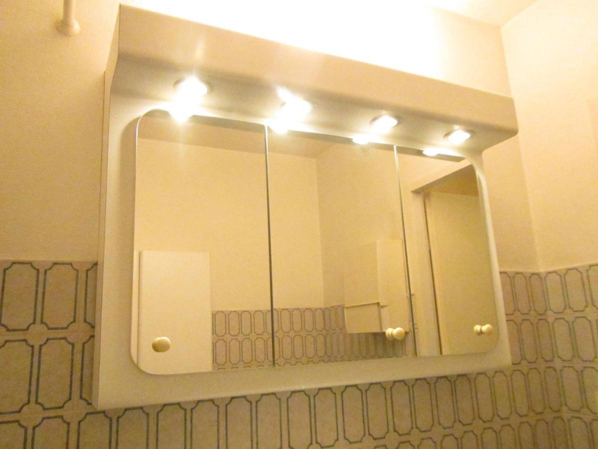 - - - - - Au Sixieme Ciel - - - - - Apartment Brussels